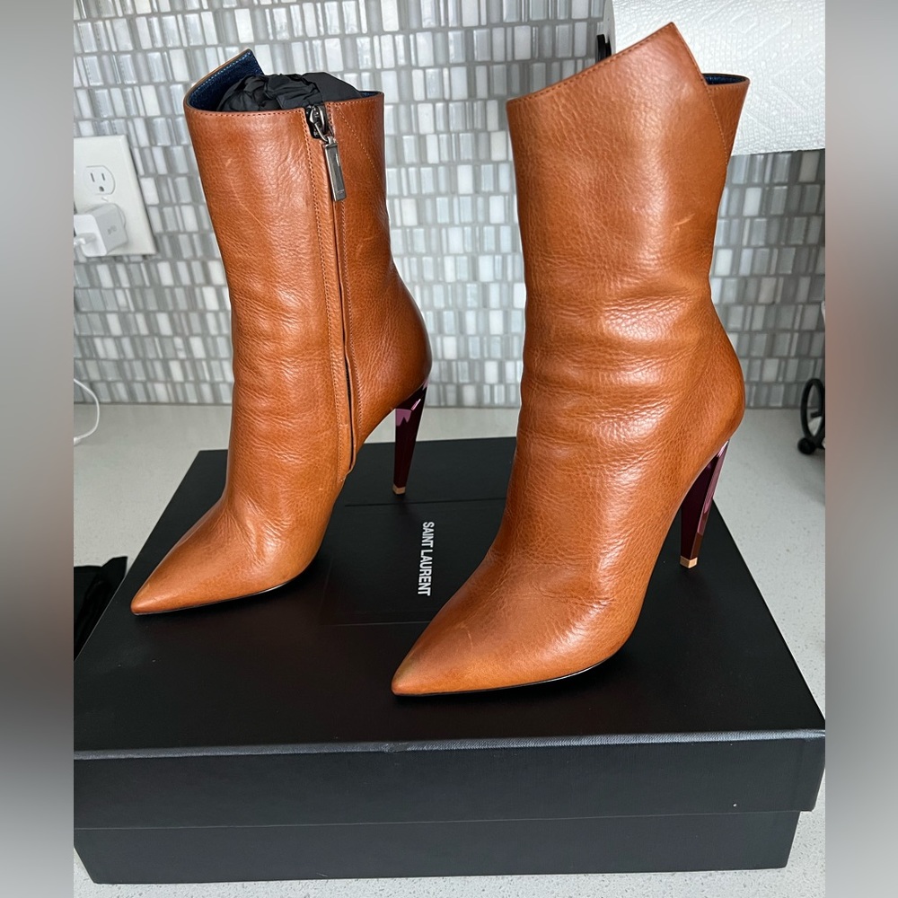 SAINT LAURENT Toscano Volanato/Nappa Silk bootie. Size 37 (US 7 and true to size